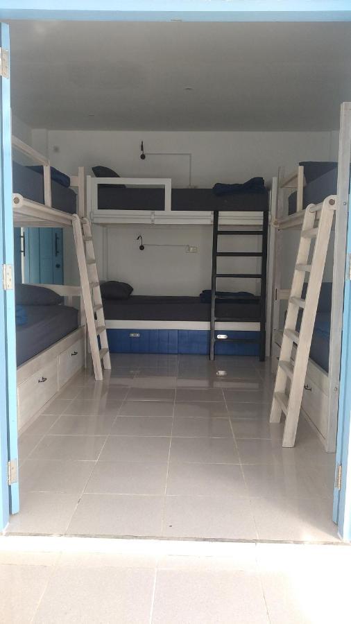 Anjo Maumere Hotel & Restaurant מראה חיצוני תמונה