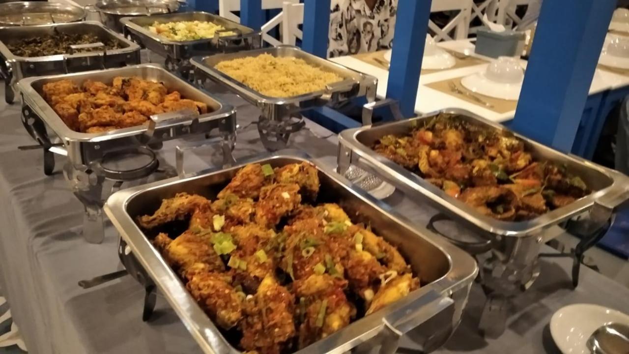 Anjo Maumere Hotel & Restaurant מראה חיצוני תמונה