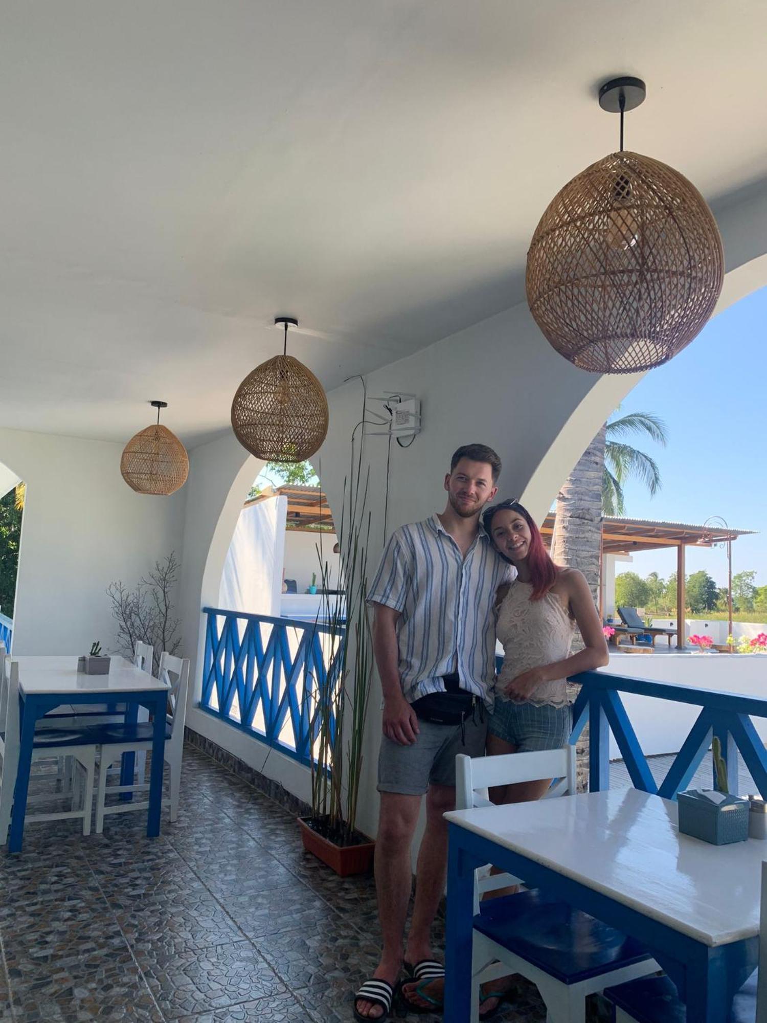 Anjo Maumere Hotel & Restaurant מראה חיצוני תמונה